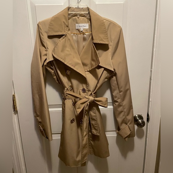 Calvin Klein Jackets & Blazers - Calvin Klein Classic Beige Trench Coat size M EUC